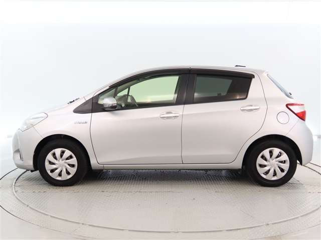 ヴィッツ1.5 ハイブリッド F