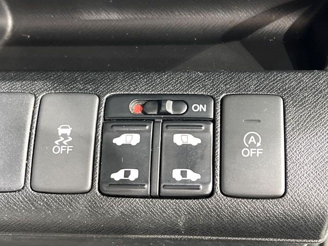 �y�����p���[�X���C�h�h�A�z�X�}�[�g�L�[��^�]�Ȃ̃X�C�b�`�Ō�ȗ����X���C�h�h�A�̊J���\���d��������͂����ăh�A���J����K�v�������A�����Ȃ��q�l�ł��ȒP�ɊJ���߂ł����K�ł���