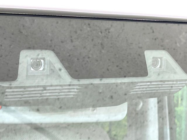 �y�X�Y�L �Z�[�t�e�B�T�|�[�g�z���s���ɑO���̎ԗ�����F�����A�Փ˂������Ȏ��͌x��ƃu���[�L�ŏՓˉ���Ɣ�Q�y�����A�V�X�g�B�����S�Ƀh���C�u�����y���݂��������܂��B