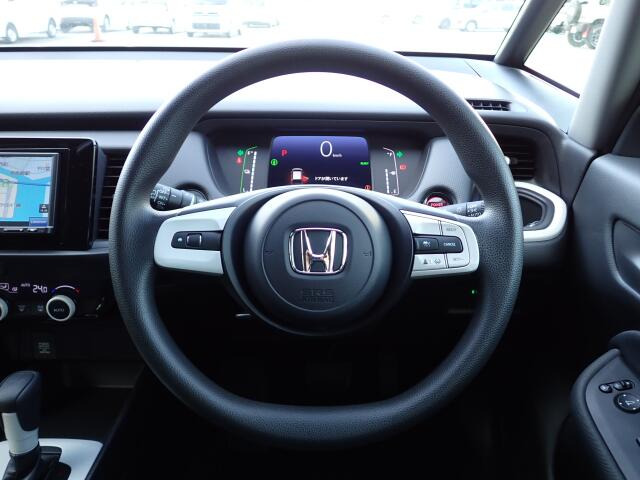 �I���b�N�X�F�蒆�ÎԂ͌��I�����㎿�Ȏ��q�݂̂����͂��v���܂��B�S�ԂɃv���̐E�l�ɂ��O�ꂵ�����O���̐��|�A�����グ�Ă���܂��B