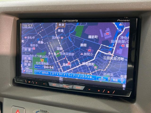 �y�i�r�Q�[�V�����z�g���₷���i�r�ŖړI�n�܂ł�������ē����Ă���܂��B�e��I�[�f�B�I�Đ��@�\���[�����Ă���A���Ԃ̉^�]������Ɋy�����Ȃ�܂�!!