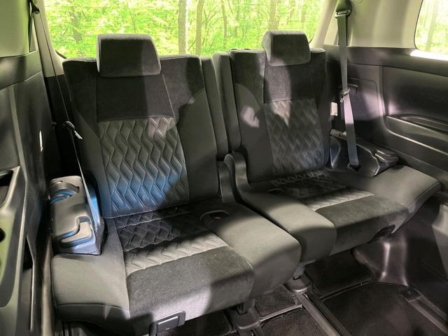 3��ڃV�[�g�͂�������ԗǍD����l�ł��������ƍ����Ē����܂��̂ŁA��l���ł̂��o���������N���N�ł��􂲉Ƒ��ŁA�C�̒m�ꂽ���ԂŁA�h���C�u�ɍs���̂��y���݂ł��ˁ�