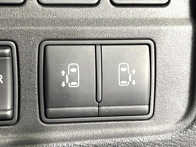 �y�����p���[�X���C�h�h�A�z�X�}�[�g�L�[��^�]�Ȃ̃X�C�b�`�Ō�ȗ����X���C�h�h�A�̊J���\���d��������͂����ăh�A���J����K�v�������A�����Ȃ��q�l�ł��ȒP�ɊJ���߂ł����K�ł���