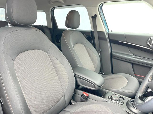 ���V�[�g�̎g�p��:�j��E�ւ�������Ȃ��A�����̒ʂ肫�ꂢ�ȏ�Ԃ��ێ����Ă���܂��B�܂��A�����N���[�j���O�E�R�[�e�B���O�����p�����������܂��B