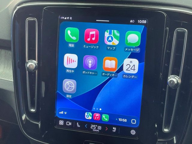 ��Apple Car Play:�X�}�z�Ƃ̗L���ڑ��ŁA�i�r�E�I�[�f�B�I�Đ��ȂǃX�}�z�̃A�v���@�\����ʂł��g����֗��@�\�ł�!