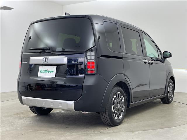 フリード1.5 e:HEV クロスター