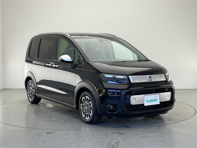 フリード1.5 e:HEV クロスター