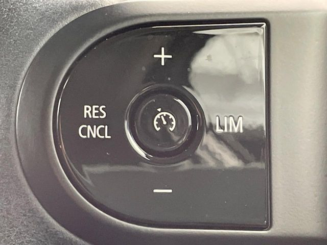 �����[�_�[�N���[�Y�R���g���[��:�O�̎ԂƂ̎Ԋԋ��������ɂƂ�A��葬�x�Ŏ������s���Ă���鎟����̃N���[�Y�R���g���[��!��ɍ������H�⎩���Ԑ�p���H�Ŏg�p����֗��ȋ@�\�ł�!