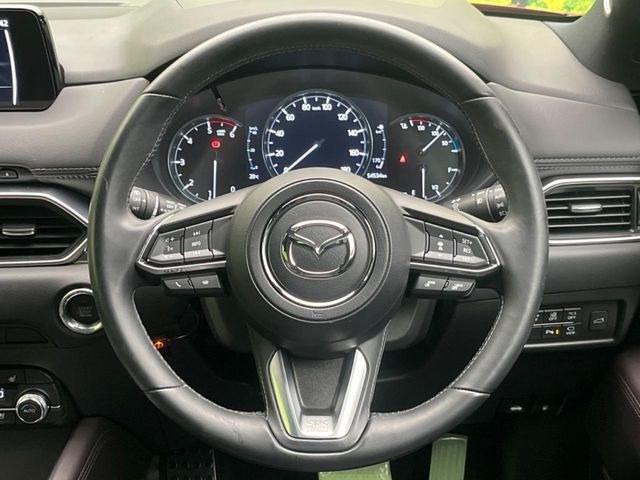 �y�����v�����X�e�A�����O�z�㎿�Ȋv���g�p���邱�ƂŁA��ɂ����������݂ƂĂ��^�]���₷���n���h���ł���