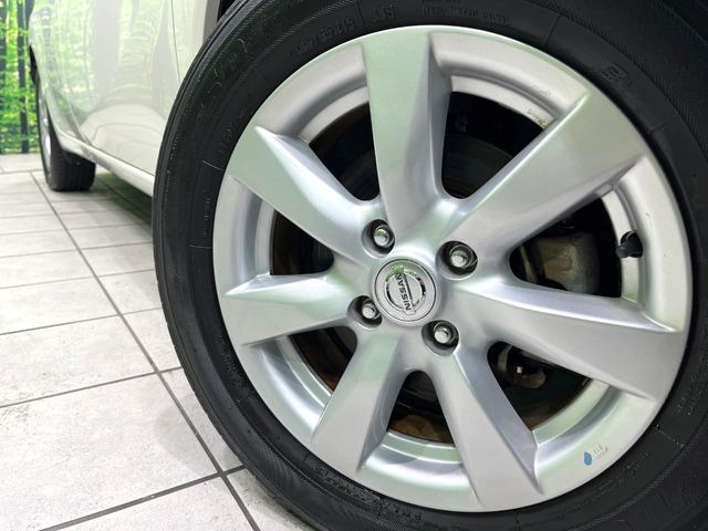 �y����15�C���`�A���~�z�C�[���z�O�ςɃ}�b�`���������A���~�z�C�[���𑕒����Ă���܂��B�e��ЊO�A���~�z�C�[����A�X�^�b�h���X�^�C�����戵�����Ă���܂��B���񂲑��k����������