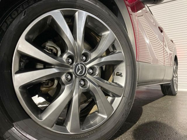 �y����18�C���`�A���~�z�C�[���z�O�ςɃ}�b�`���������A���~�z�C�[���𑕒����Ă���܂��B�e��ЊO�A���~�z�C�[����A�X�^�b�h���X�^�C�����戵�����Ă���܂��B���񂲑��k����������