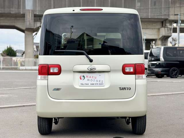 ���������ԑ����W�����ł�!���̋@��ɐ��񂲗��X������!