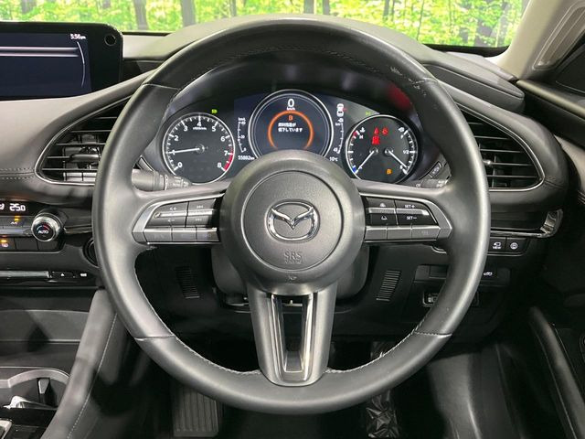 �y�X�e�A�����O�X�C�b�`�z�^�]���A�O������ڐ������炷���ƂȂ��A�I�[�f�B�I���̑��삪�\�ȕ֗��@�\!���S&���K�ȃh���C�u�����o���Ă���܂���