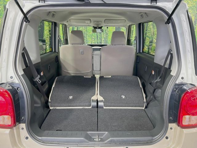 ���i�̂���������ʋ΁A���}���ɏ\���ȉ׎��X�y�[�X���m�ۂ��Ă���܂��B�Z�J���h�V�[�g��|���ƁA�傫�ȉו��̐ύڂ��\�ł���