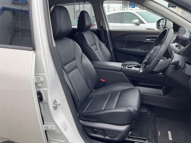 �y���烌�U�[�V�[�g�z����̂ӂ���肪�e�ՂŃ����e�i���X�����ȒP�ȁA�@�\���ɗD��鍇����v���̗p�����㎿�ȃV�[�g�ł��B����S�n���悭�A���������ӂ��S�n�ǂ��ԓ���Ԃ����o���Ă���܂��B