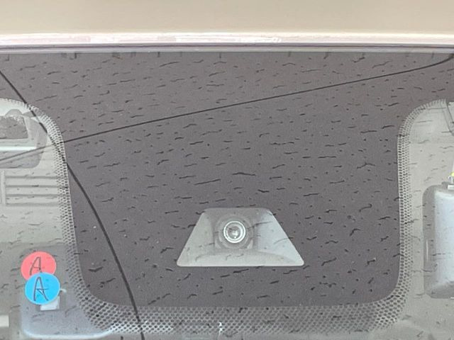 �y�O�He-Assist�z���s���ɑO���̎ԗ�����F�����A�Փ˂������Ȏ��͌x��ƃu���[�L�ŏՓˉ���Ɣ�Q�y�����A�V�X�g�B�����S�Ƀh���C�u�����y���݂��������܂��B