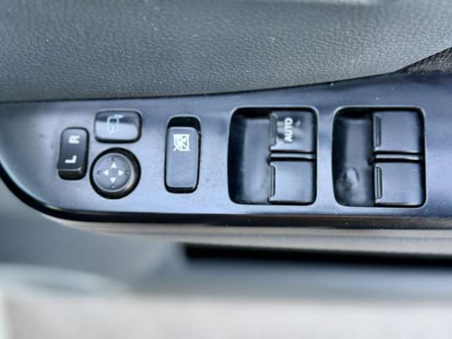 ���̓x�͐�����̔��X�̒����瓖�X�̎ԗ��������������肪�Ƃ��������܂��B���q�l�̂��ԑI�т��T�|�[�g�v���܂��B���C�y�ɂ��₢���킹�A�����X��������!