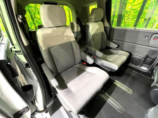 ���ڒ����̓E�H�[�N�X���[�ƂȂ��Ă���܂��B���ڂƎO��ڂ̈ړ�����~�肪�Ƃ��Ă��y�ɂȂ�̂ŁA���~��̍ۂ��X�g���X�������邱�Ƃ͂���܂����