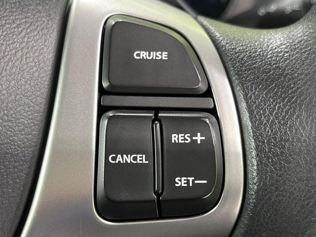 �y�N���[�Y�R���g���[���z�������H�����N���N���s�B�A�N�Z���𗣂��Ă���葬�x�ő��s���ł��A�������^�]���̕��S���y��!�����E�������ȒP�ȃX�C�b�`����Œ����ł��܂��B