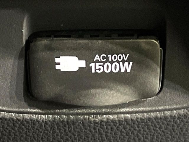 �y�A�N�Z�T���[�R���Z���g�z�L�����v��X�|�[�c�A�A�E�g�h�A�ł̃A�N�e�B�r�e�B�͂������A�ЊQ�E��d�̍ۂɏ����ɂ��Ȃ�AC100V�R���Z���g�𑕔���P�[�^�C��^�u���b�g�A�Q�[���@��̏[�d�ɂ���