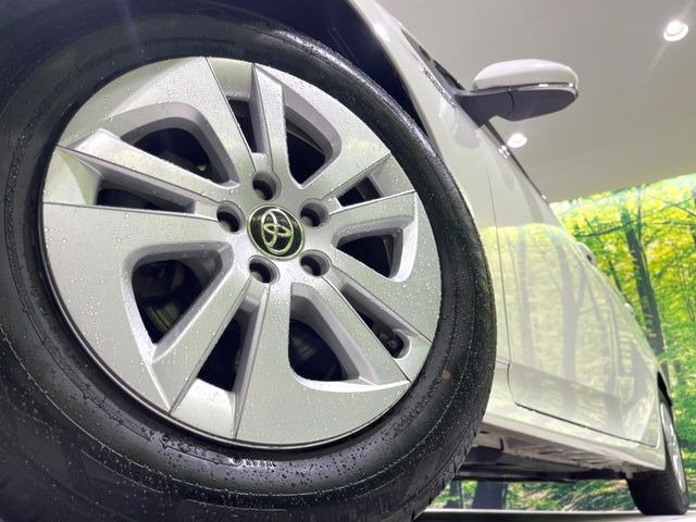 �y����15�C���`�A���~�z�C�[���z�O�ςɃ}�b�`���������A���~�z�C�[���𑕒����Ă���܂��B�e��ЊO�A���~�z�C�[����A�X�^�b�h���X�^�C�����戵�����Ă���܂��B���񂲑��k����������