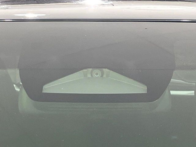 �y�g���^�Z�[�t�e�B�Z���X�z���s���ɑO���̎ԗ�����F�����A�Փ˂������Ȏ��͌x��ƃu���[�L�ŏՓˉ���Ɣ�Q�y�����A�V�X�g�B�����S�Ƀh���C�u�����y���݂��������܂��B