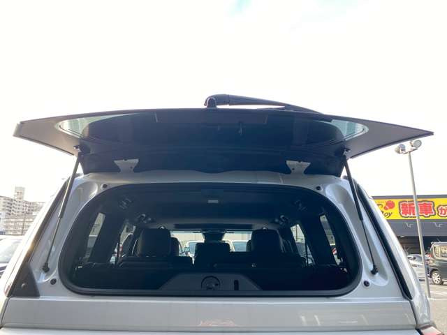 �݌Ɏԗ��Ɋւ��Ă͂��q�l�ɂ��ǂ����̂����񋟂���ׂɕi���ɍS���Ďd������s���Ă���܂��B�e���Ԃ̏�Ԃ͂��ꂼ��ł��̂ł����k���ɓ��X�X�^�b�t�������������Ē����܂��̂ł����S���������܂��B