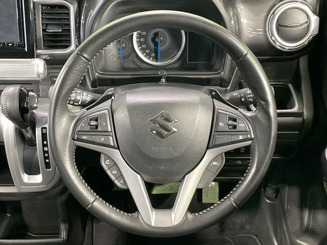 �y�����v�����X�e�A�����O�z�㎿�Ȋv���g�p���邱�ƂŁA��ɂ����������݂ƂĂ��^�]���₷���n���h���ł���