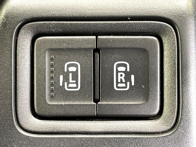 �y�����p���[�X���C�h�h�A�z�X�}�[�g�L�[��^�]�Ȃ̃X�C�b�`�Ō�ȗ����X���C�h�h�A�̊J���\���d��������͂����ăh�A���J����K�v�������A�����Ȃ��q�l�ł��ȒP�ɊJ���߂ł����K�ł���