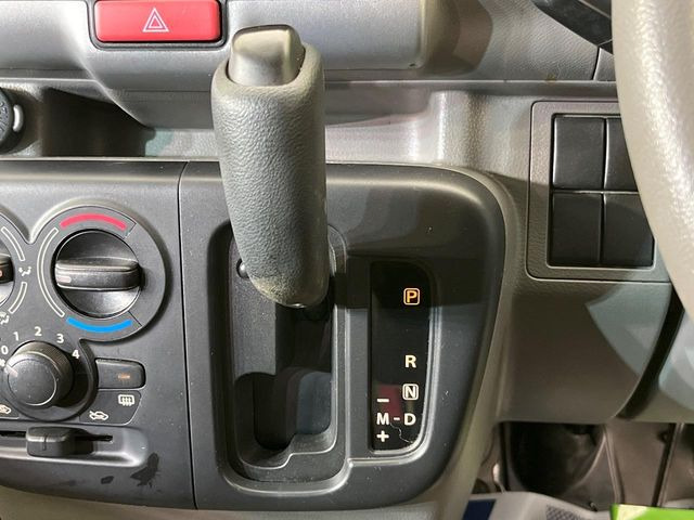 �y�}�j���A�����[�h�z�V�t�g�̃A�b�v�_�E�����\�ȃ}�j���A�����[�h����������Ă���܂��̂ŁA�G���W���u���[�L��͋����������v���̂܂܂ɑ���ł��܂��B