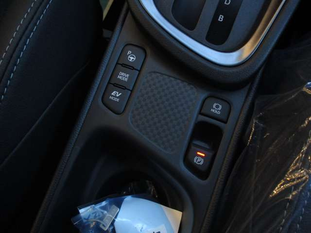 �o�^�ϖ��g�p�ԁE����DA�i�r�E�t���Z�O�E�S����M�EHDMI�ECarplay�ET�`�[�����C�g�E�r���g�C��ETC2.0�EP�o�b�N�h�A�E�n�[�t���U�[�E�V�[�g&�X�e�A�q�[�^�[�EPCS�ELCC�ELDA�EBSM�EPKSB