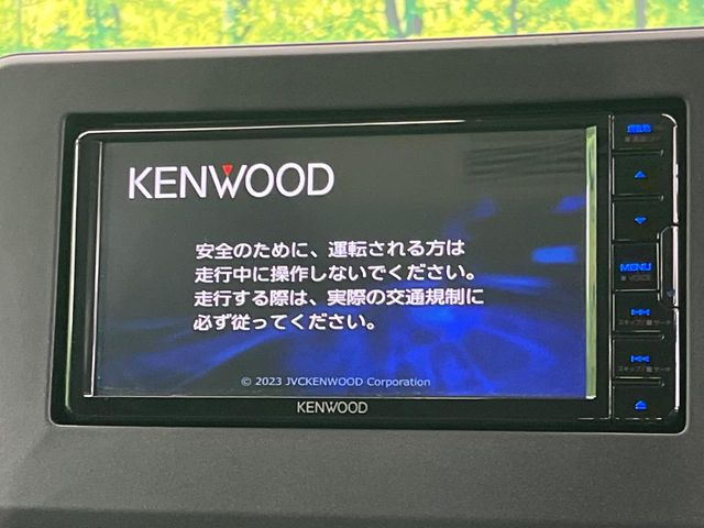 �y�i�r�Q�[�V�����z�g���₷���i�r�ŖړI�n�܂ł�������ē����Ă���܂��B�e��I�[�f�B�I�Đ��@�\���[�����Ă���A���Ԃ̉^�]������Ɋy�����Ȃ�܂�!!