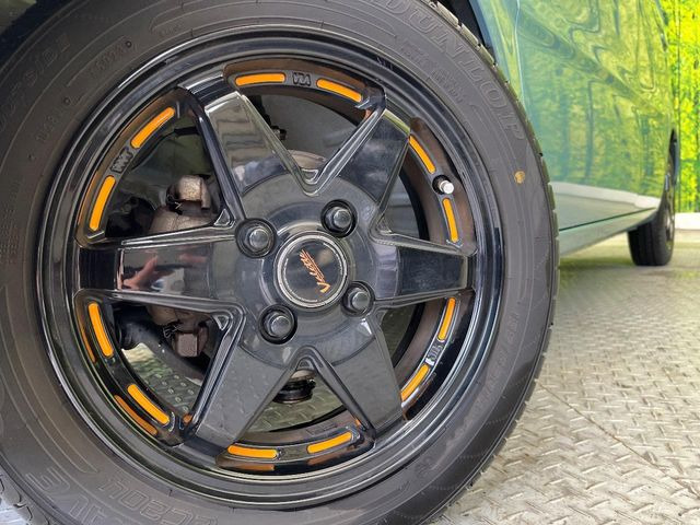 �y14�C���`�A���~�z�C�[���z�O�ςɃ}�b�`�����A���~�z�C�[���𑕒����Ă���܂��B�e��A���~�z�C�[����A�X�^�b�h���X�^�C�����戵�����Ă���܂��B���񂲑��k����������