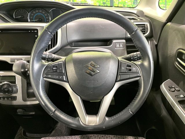 �y�����v�����X�e�A�����O�z�㎿�Ȋv���g�p���邱�ƂŁA��ɂ����������݂ƂĂ��^�]���₷���n���h���ł���