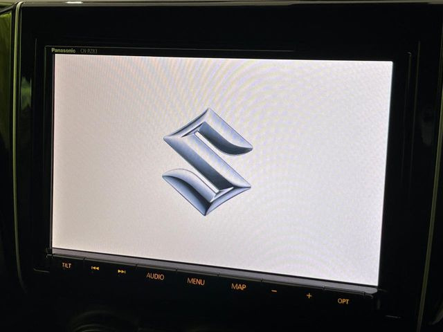 �y�����i�r�z�l�C�̏����i�r�𑕔����Ă���܂��B�i�r�̎g���₷���͂������A�I�[�f�B�I�@�\���[��!�L�����v�◷�s�͂������A�ʋ΂┃�����ȂǕ��i�̃h���C�u���y�����Ȃ�͂���