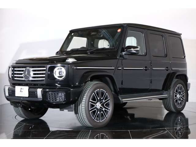 �O���͐l�C�̃I�u�V�f�B�A���u���b�N�BG�N���X�炵���������ƍ������𗼗�������ԃJ���[�ł��B