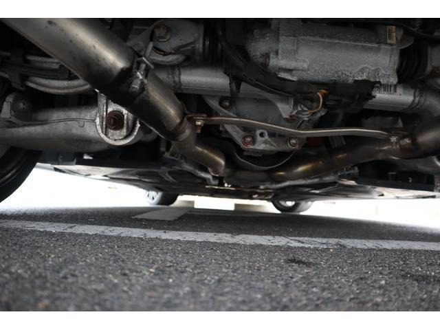 ���X�ł͐����ɁA�O�������H��ɓ_���E�������o���Ă��܂��B�n��ōł��M���ł���d�����ł��鏊�ł�!�X�Ɍ����Ȃ鑖�s�e�X�g!���S�E���S���e�[�}�ɔ[�Ԃ�����܂ŋC�����悭���^�т��܂�!���X�ɂ��C����������