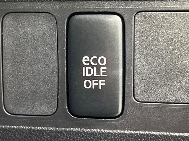 �y�A�C�h�����O�X�g�b�v�z�ԐM����a�؂Œ�Ԃ����ۂɃG���W�����~���A���ʂȔR���̏����}���܂��B�R��������ی�ɂȂ���@�\��G���W���̓u���[�L�𗣂��΍Ďn�����܂��B