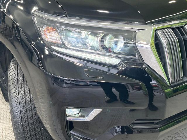 �yLED�w�b�h���C�g�z���V����ԑ��s�����ǍD�Ȏ��E���m�ۂ����S���ĉ^�]�ł��鍂�P�xLED�w�b�h���C�g�𑕔�!�_�����x�������A����d�͂��}�����Ă��܂��B