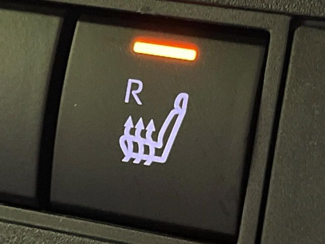 �y�V�[�g�q�[�^�[�z�������ɏd�󂷂�V�[�g�q�[�^�[!�G�A�R����葁�����܂��Ă����̂Ŋ�����̐l�����S�ł��ˁ�G�A�R���̉����͊������邩����A�Ƃ������ɂ����������߂ł��B