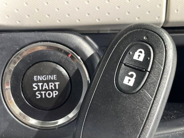 �y�L�[���X�X�^�[�g�V�X�e���z�J�o����|�P�b�g�ɓ��ꂽ�܂܂ł��h�A�̎{���E�������\�ȃX�}�[�g�L�[�𑕔��B�G���W���̃I���E�I�t�����J�M�����o���K�v����������Ƃ��Ă��֗��ł���