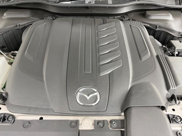 ��D�]�𒸂��Ă���܂��{�f�B�̒e�X�v���b�V���R�[�g���D�]��t���B�ʏ�̃K���X�R�[�g�ƈقȂ�A�ϋv�N��6�N�̖��@���K���X�R�[�e�B���O���A�{�f�B���L���C�ȏ�Ԃɕۂ��Ă���܂��B