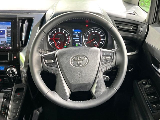 �y�����v�����X�e�A�����O�z�㎿�Ȋv���g�p���邱�ƂŁA��ɂ����������݂ƂĂ��^�]���₷���n���h���ł���