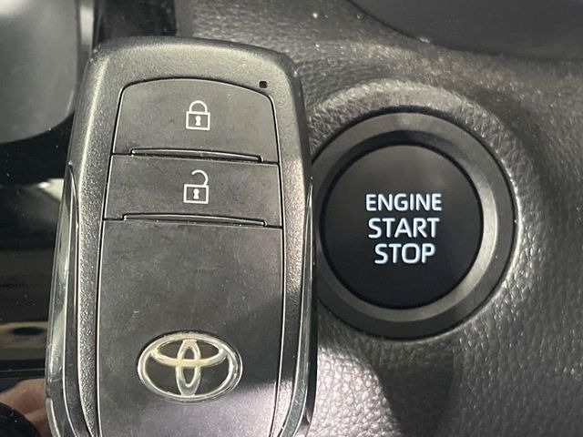 �y�X�}�[�g�L�[�z�J�o����|�P�b�g�ɓ��ꂽ�܂܂ł��h�A�̎{���E�������\�ȃX�}�[�g�L�[�𑕔��B�G���W���̃I���E�I�t�����J�M�����o���K�v����������Ƃ��Ă��֗��ł���