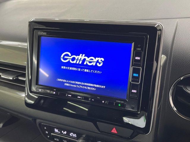 �y�����i�r�z�l�C�̏����i�r�𑕔����Ă���܂��B�i�r�̎g���₷���͂������A�I�[�f�B�I�@�\���[��!�L�����v�◷�s�͂������A�ʋ΂┃�����ȂǕ��i�̃h���C�u���y�����Ȃ�͂���