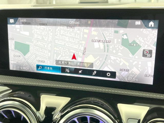 �������i�r:��̊��̂���i�r�́A����������ԓ������o���Ă���܂��B�I�[�f�B�I�@�\���[�����Ă���܂��̂ŁA�^�]�����y���߂܂���