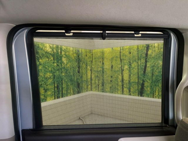 �y���[���V�F�[�h�z��������ԊO����̌���ῂ����Ƃ��ɃT�b�ƈ����o���Ďg����A���[���i�[�^�C�v�̃T���V�F�[�h�𑕔��B��Ȃɏ�������q�l���E�g�E�g�����������ȂǁA���Ђ����p����������