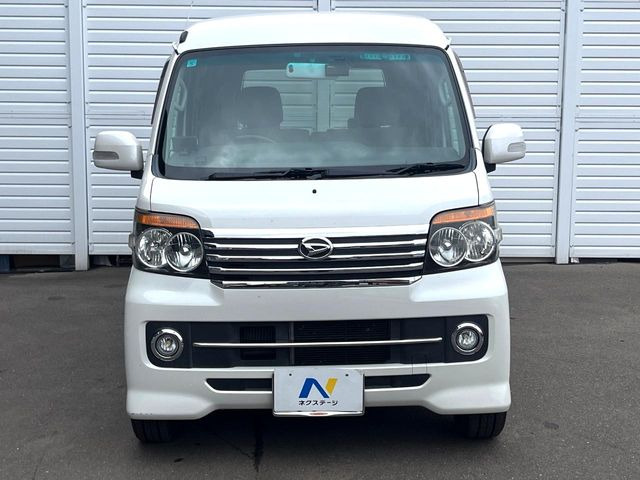 ���Ђł́A�S�ԁw�C�����Ȃ��x�̂��Ԃ̂ݎ�舵���Ă���܂��B��C�o�C���[�ɂ�錵�I�����d����̌�A���Ɍ�̎ԗ��`�F�b�N���s���A�l�N�X�e�[�W���F�肵�����i���Ȓ��ÎԂ����񋟂��Ă���܂��B