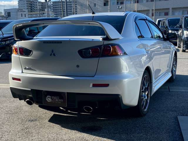 �X���[�N���X����X�̎ԗ��͍Œ�2�N�̈��S�ۏ؂��ʓr�L���ł��t���ł��܂�!�ڍׂ͓��X�X�^�b�t�܂ł��C�y�ɂ��₢���킹�������B