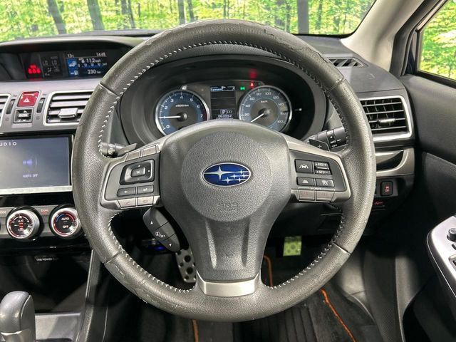 �y�����v�����X�e�A�����O�z�㎿�Ȋv���g�p���邱�ƂŁA��ɂ����������݂ƂĂ��^�]���₷���n���h���ł���